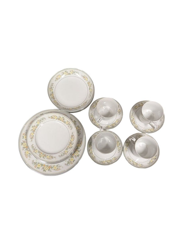 Berkeley House Fine China Capistrano 20 pc Set
