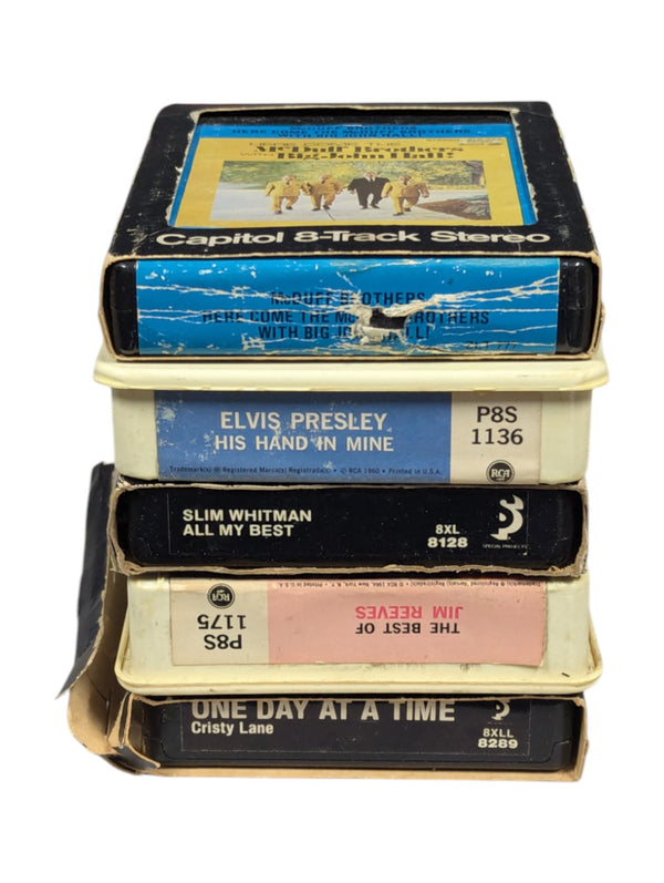 Working JC Penney 8-Track Stereo Clock AM/FM Radio w/ 3 boxes of 8-Track Tapes