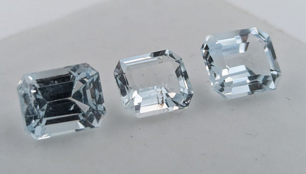 $4,920 Appraisal - 6.56 ct Cert. Aquamarine gemstone Parcel