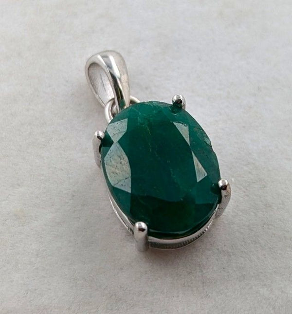 $13,732 Appraisal - 4 ct Cert. Silver Emerald gemstone Pendant