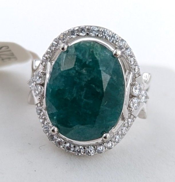 $14,143 Appraisal - 6 ct Cert. Silver Emerald gemstone Ring