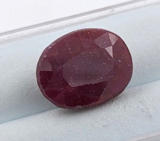 $9,900 Appraisal - 8.3 ct Cert. Untreated Ruby gemstone