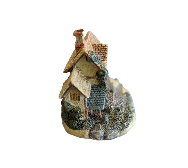 House Figurine, 3"