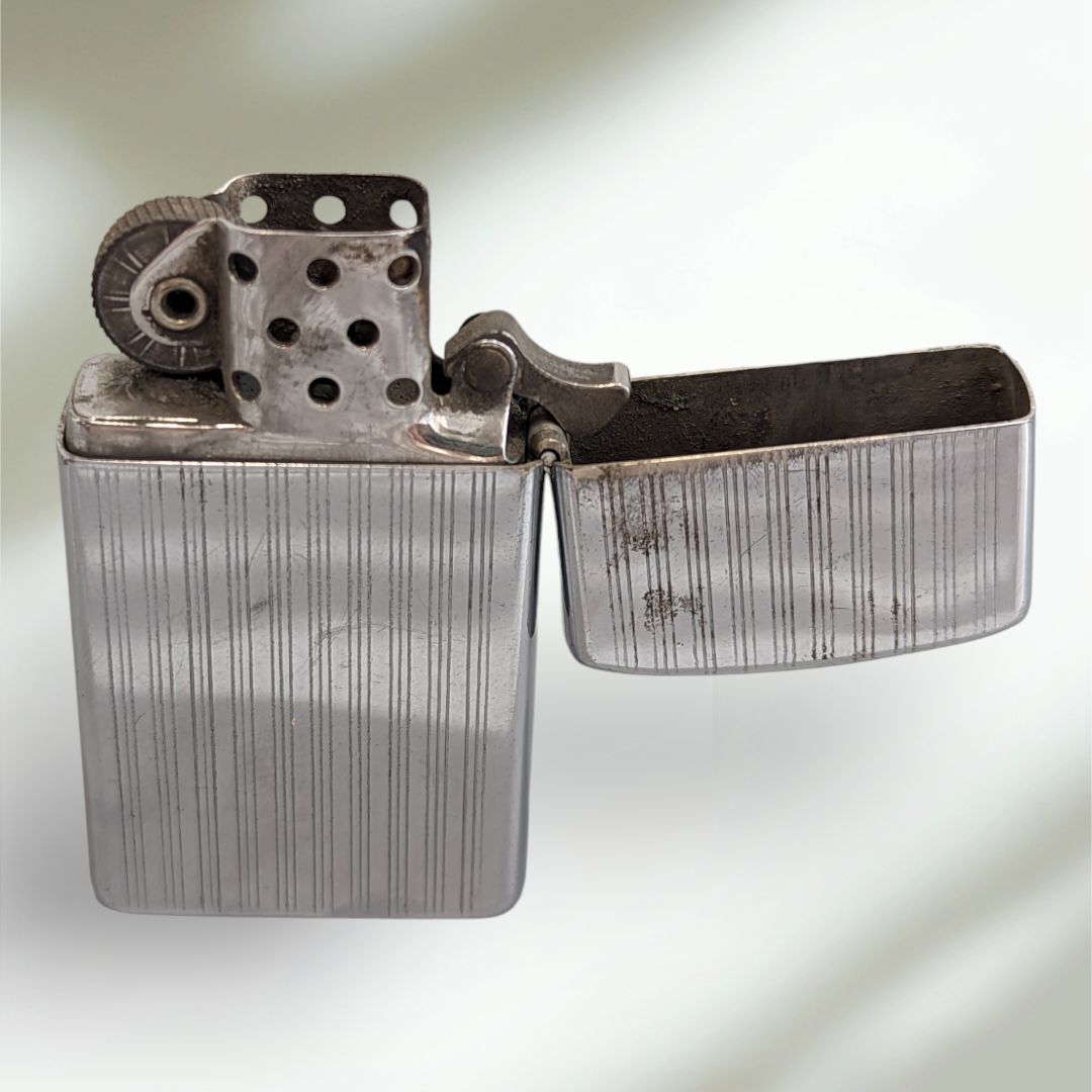 Vintage (1955-1979) Slim Zippo Lighter