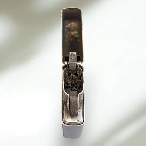 Vintage (1955-1979) Slim Zippo Lighter
