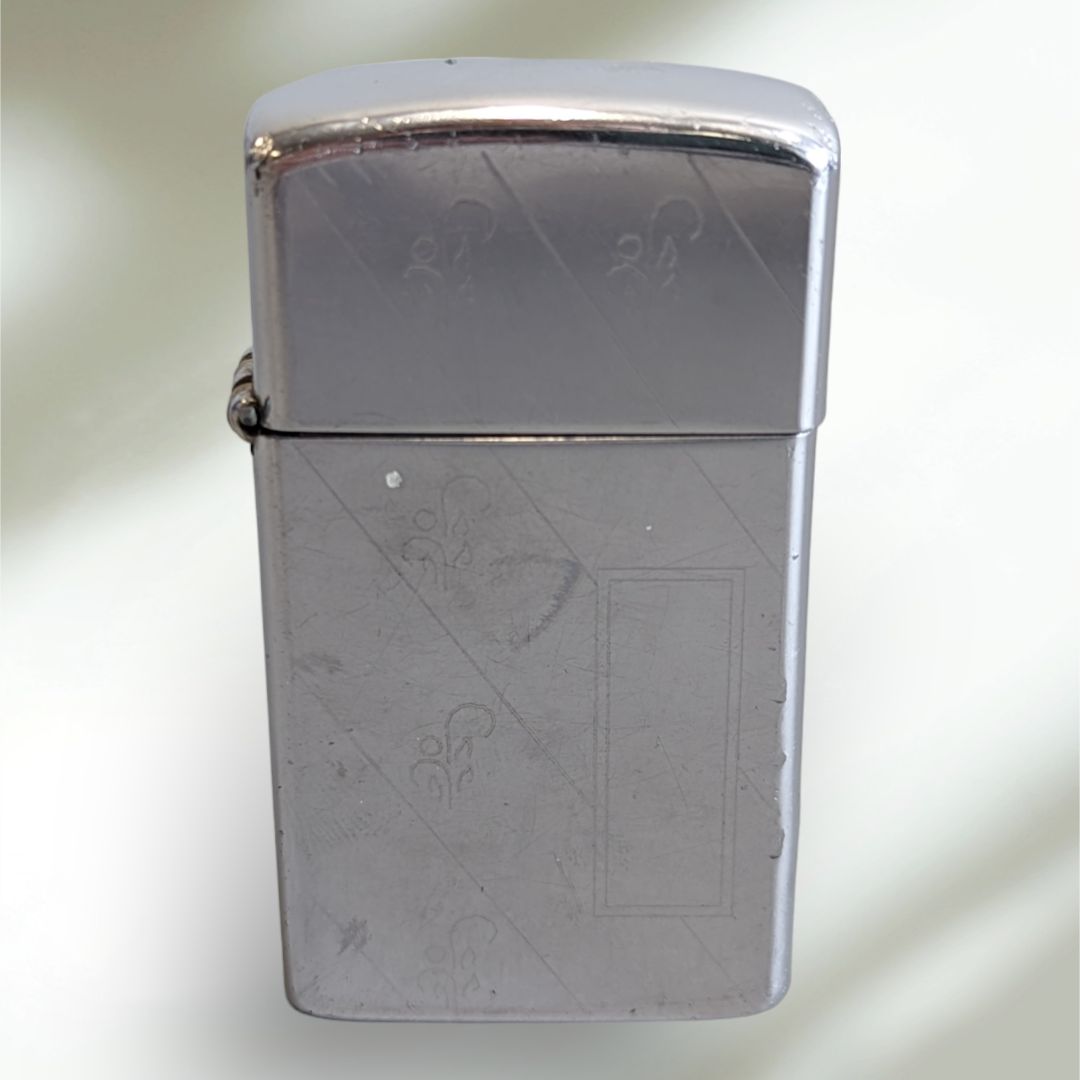 Vintage 1984 SLIM Zippo