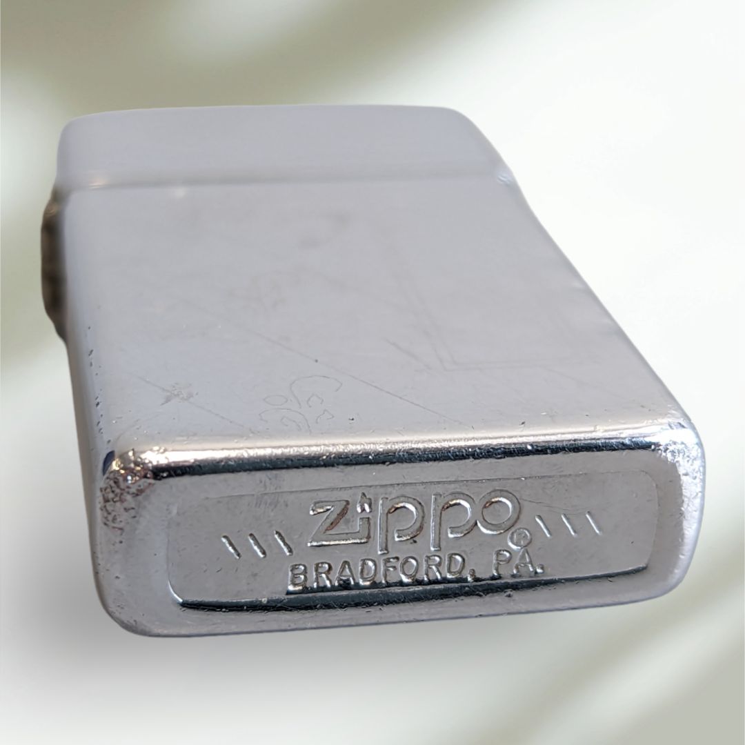 Vintage 1984 SLIM Zippo