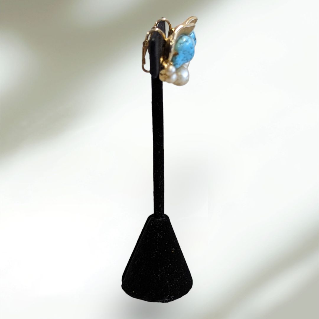 Trifari Turquoise & Pearl Clip-on earrings