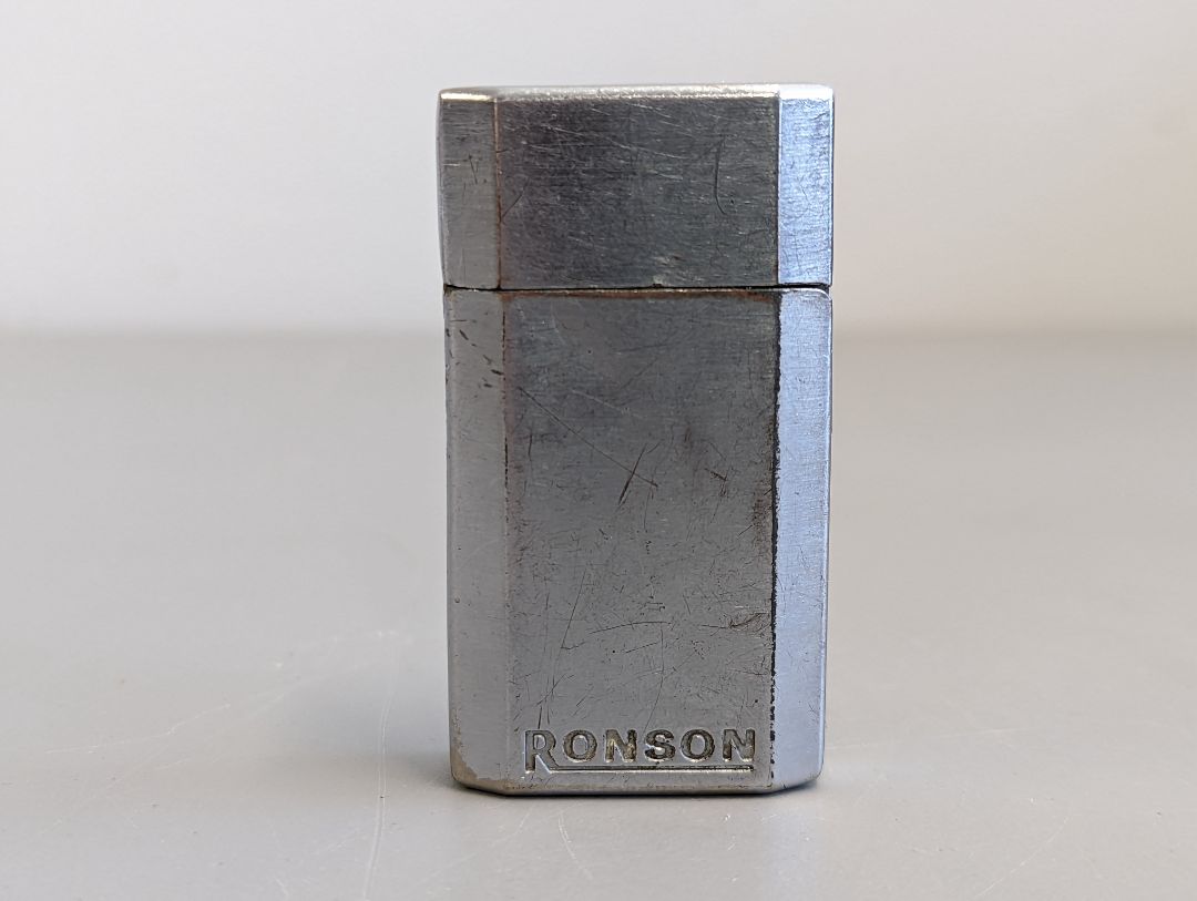 Vintage Ronson Lighter 