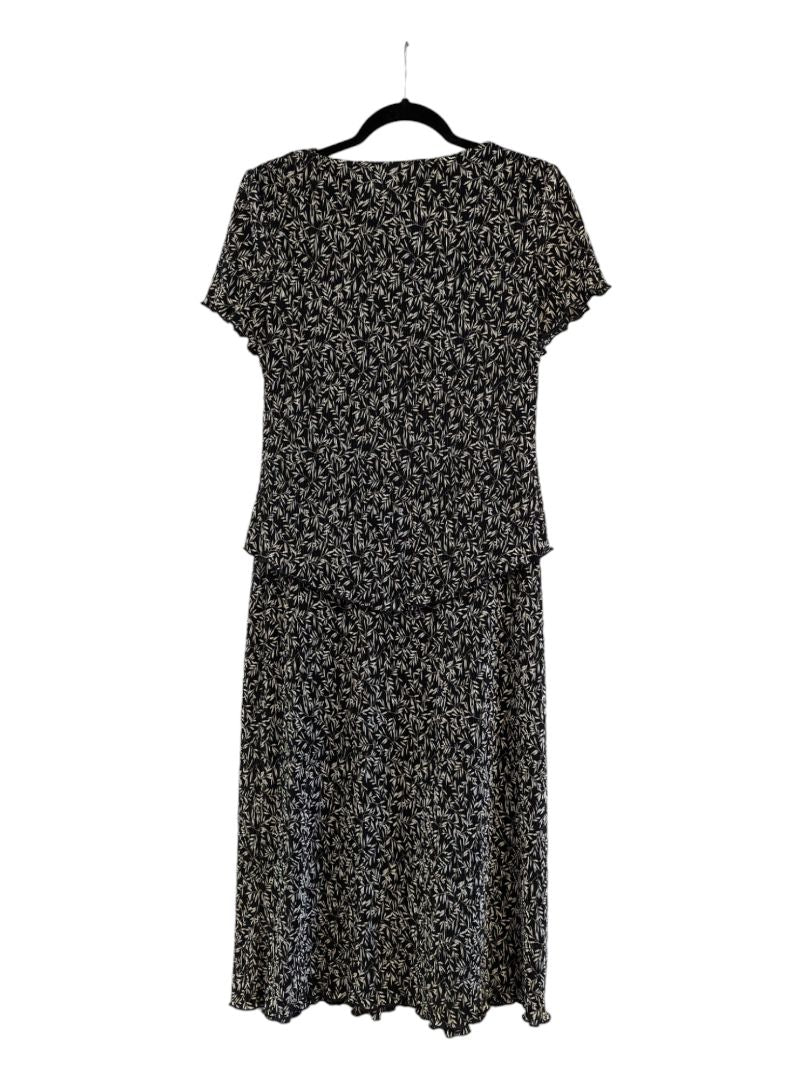 Connected Apparel Size 8 Dress