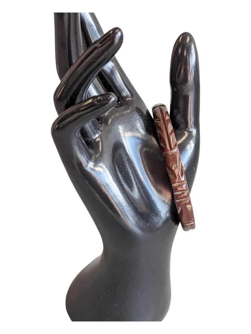 Vintage Carved Chocolate Bakelite Bangle Bracelet