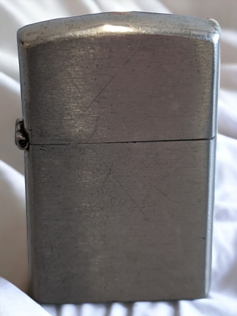 Silver  Vintage Revelation Lighter