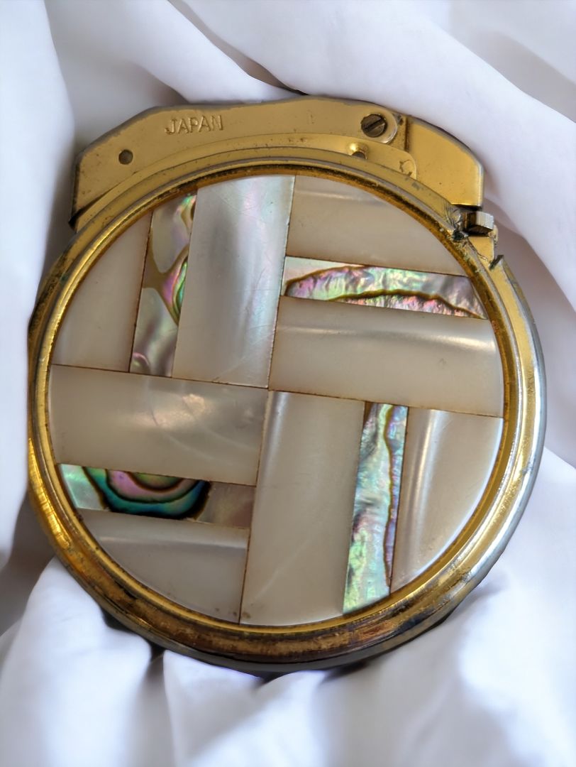 Vintage Round Lighter