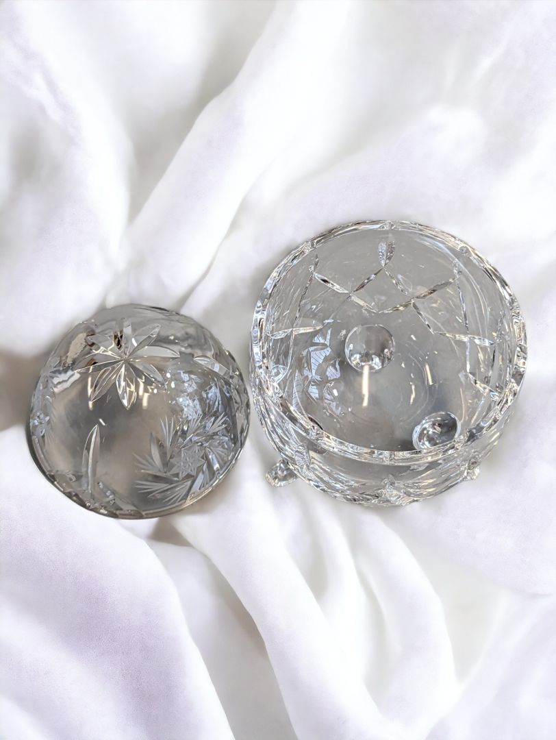 Clear  Crystal Egg