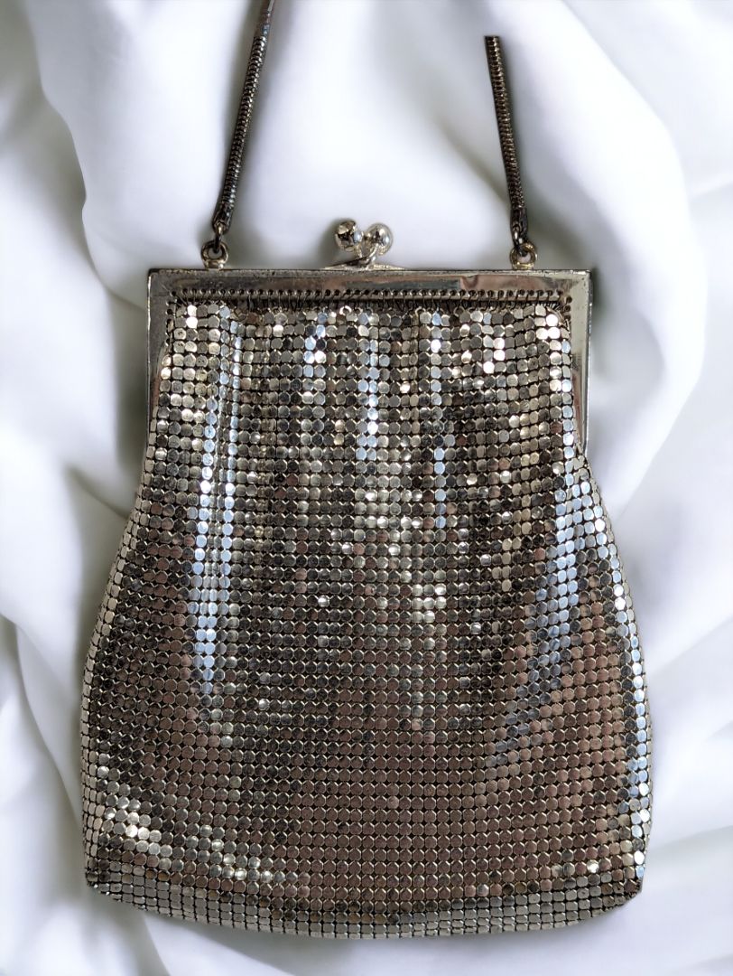 Vintage Silver Tone Purse