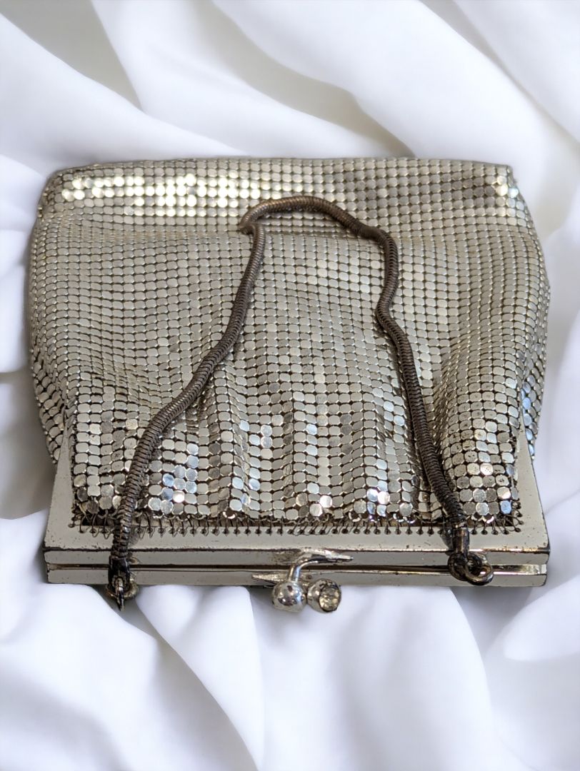 Vintage Silver Tone Purse