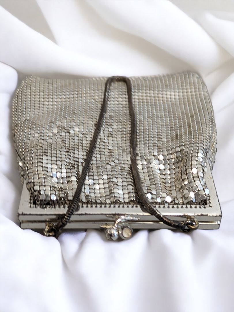 Vintage Silver Tone Purse
