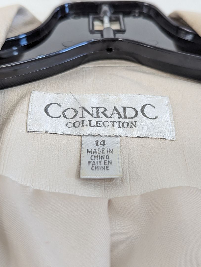 Conrad C Collection Cream Blazer