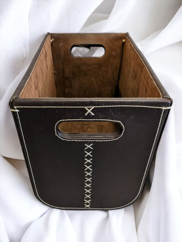 Brown  Vintage Magazine Holder