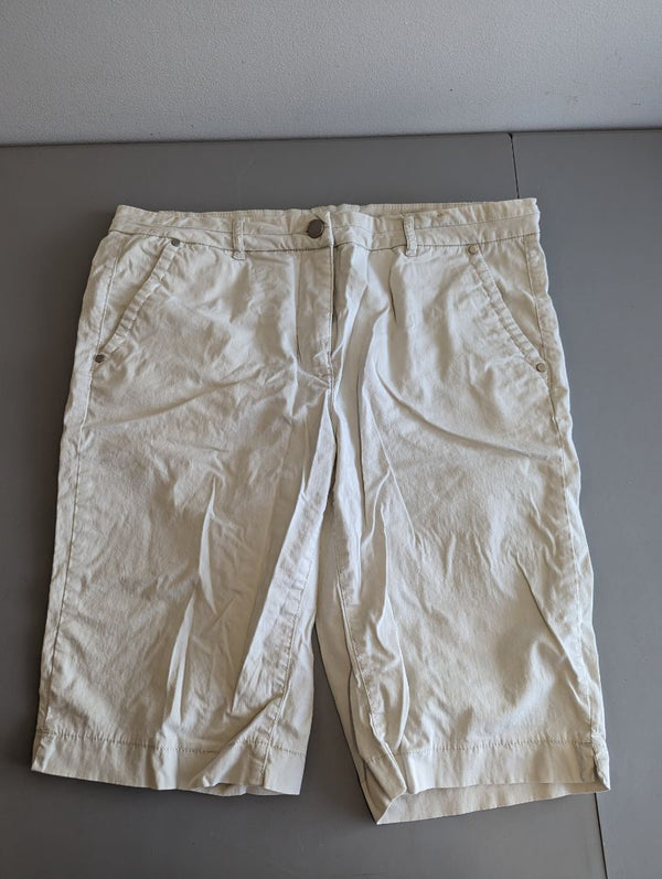 White Tribal (12) Cargo Shorts