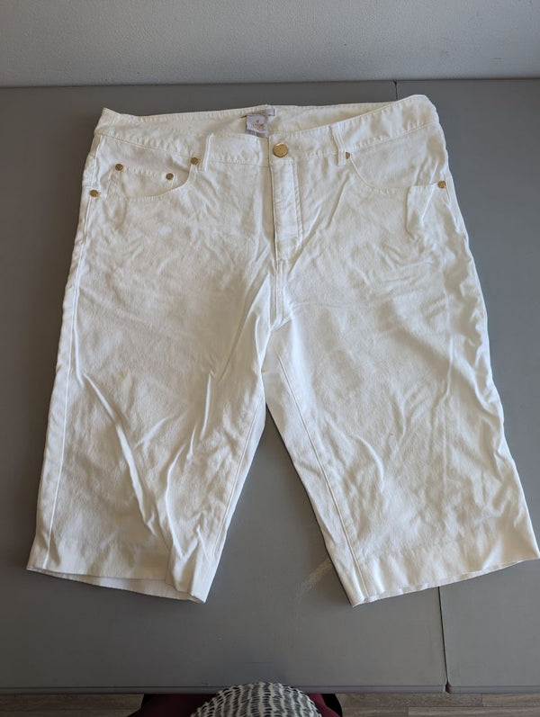 White "Eric" Jean Shorts (12)