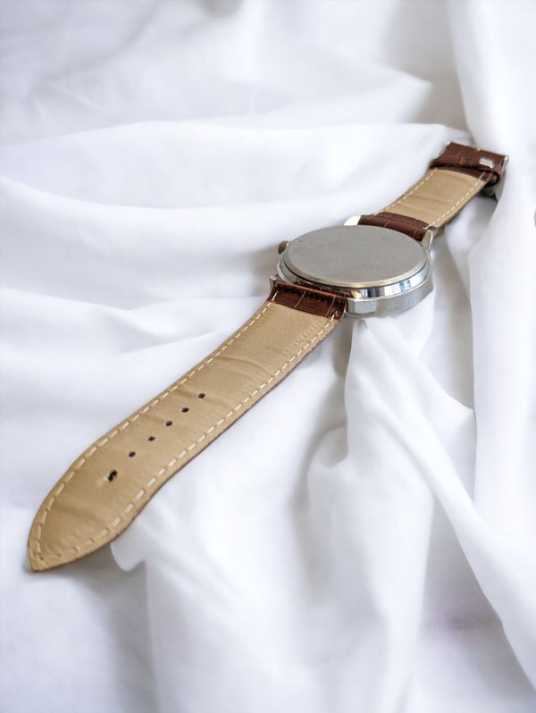 Brown Vintage Lrg Brown Face QF Collection Watch