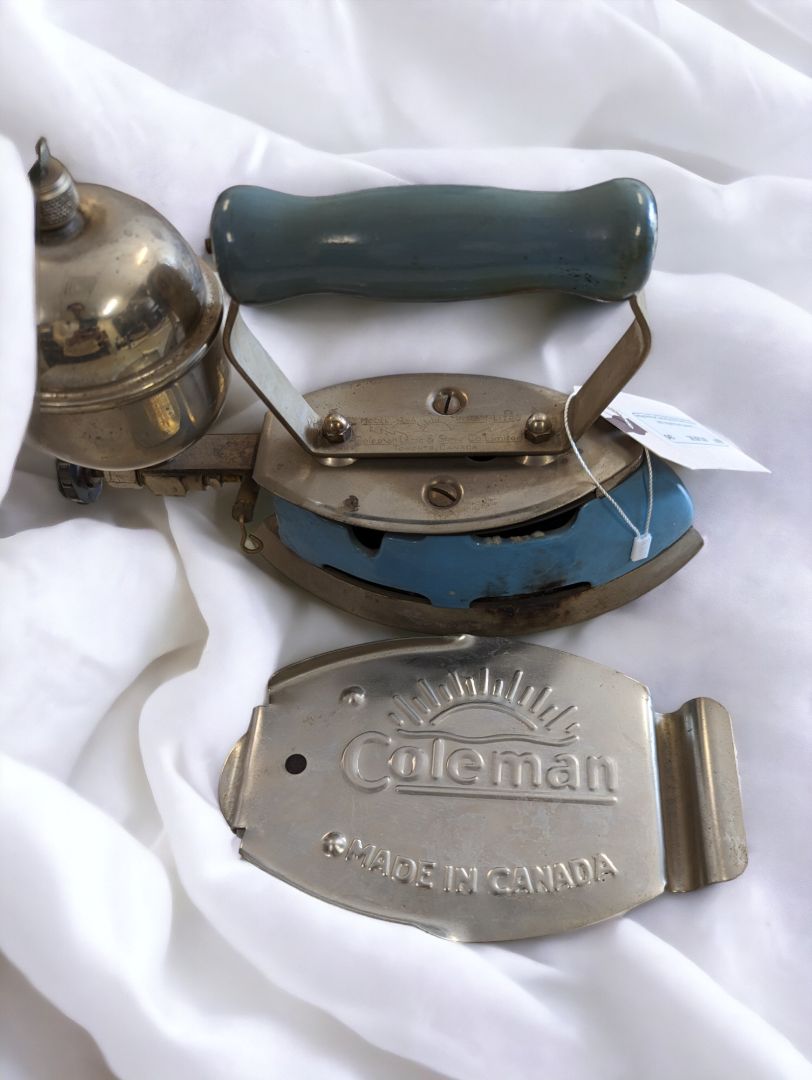 Vintage Antique Coleman Iron