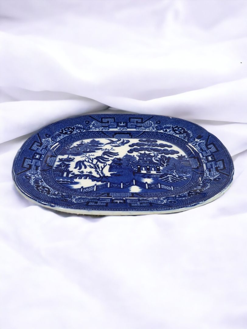 Vintage Allertons Blue Willow Plate