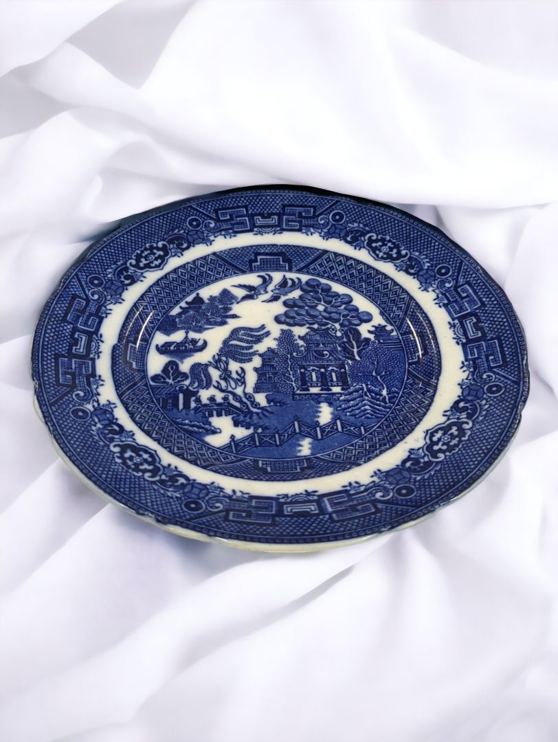 Vintage Allertons Blue Willow Plate