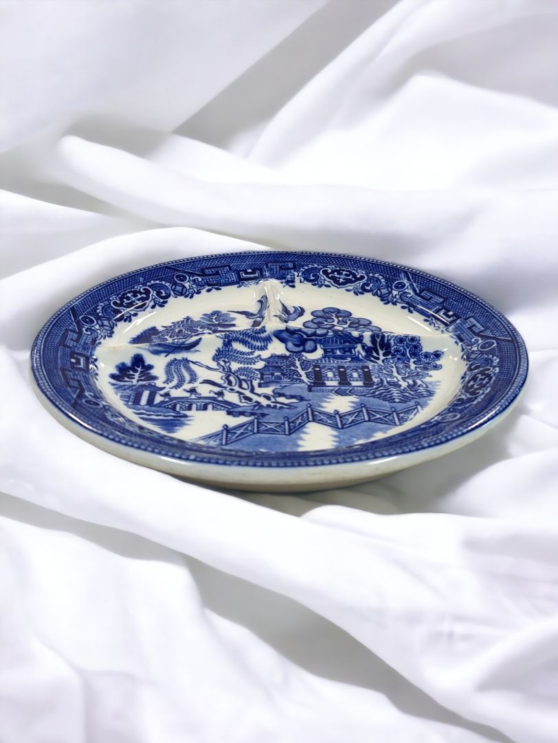 Vintage Allertons Blue Willow Plate