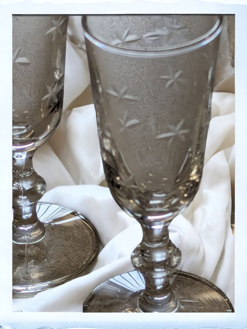 Vintage Glass Set | Timeless Elegance for Your Table