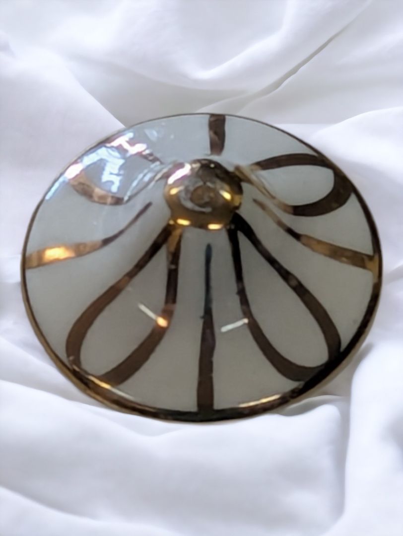 Vintage Soup Tureen & Lid | Timeless Elegance for Your Table