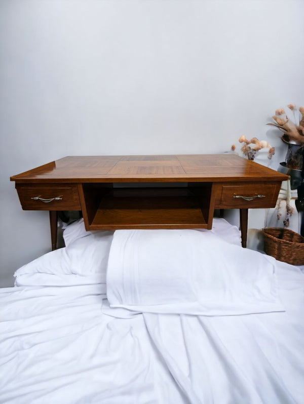 Mid 20th Century Coffee & End table Set