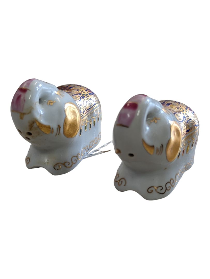 Thai Benjarong Grand millennium Porcelain Elephant Salt & Pepper Shakers