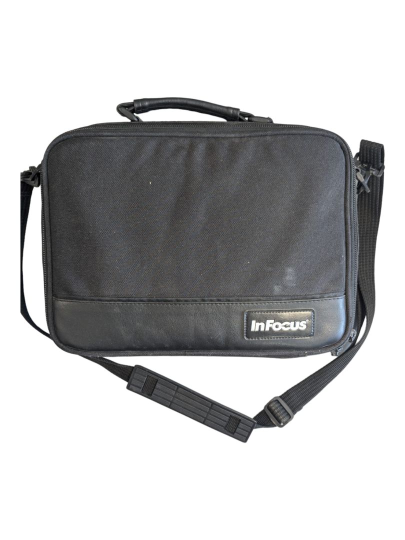 InFocus LP130 DLP Projector Plus Bag