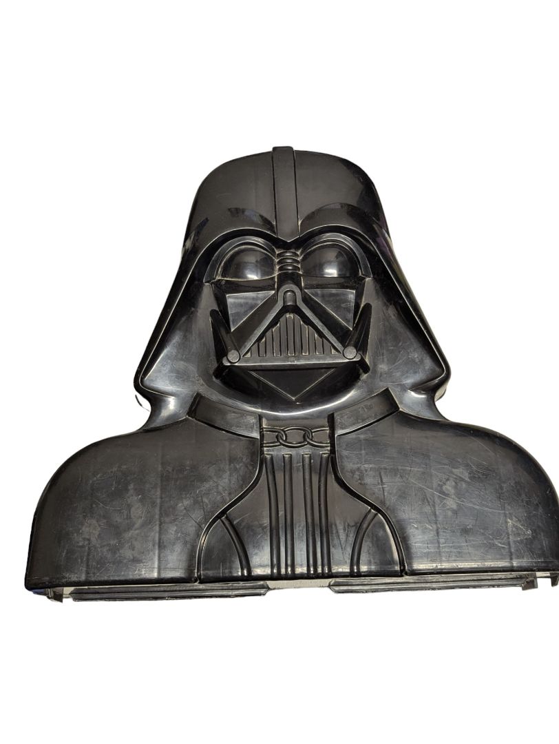 Vintage Star Wars Action Figure Darth Vader Case with 38 Figures