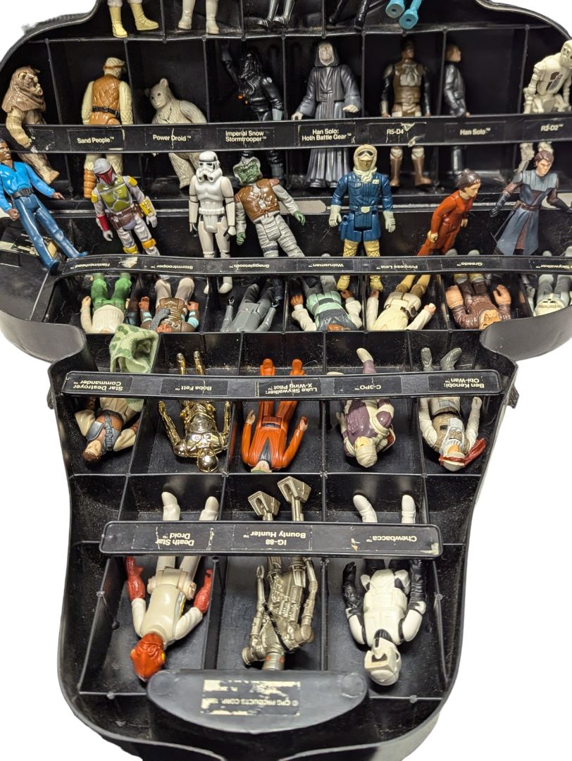 Vintage Star Wars Action Figure Darth Vader Case with 38 Figures