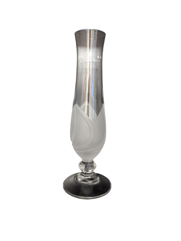 Vintage Art Glass Vase Clear w Frosted Flower Bottom