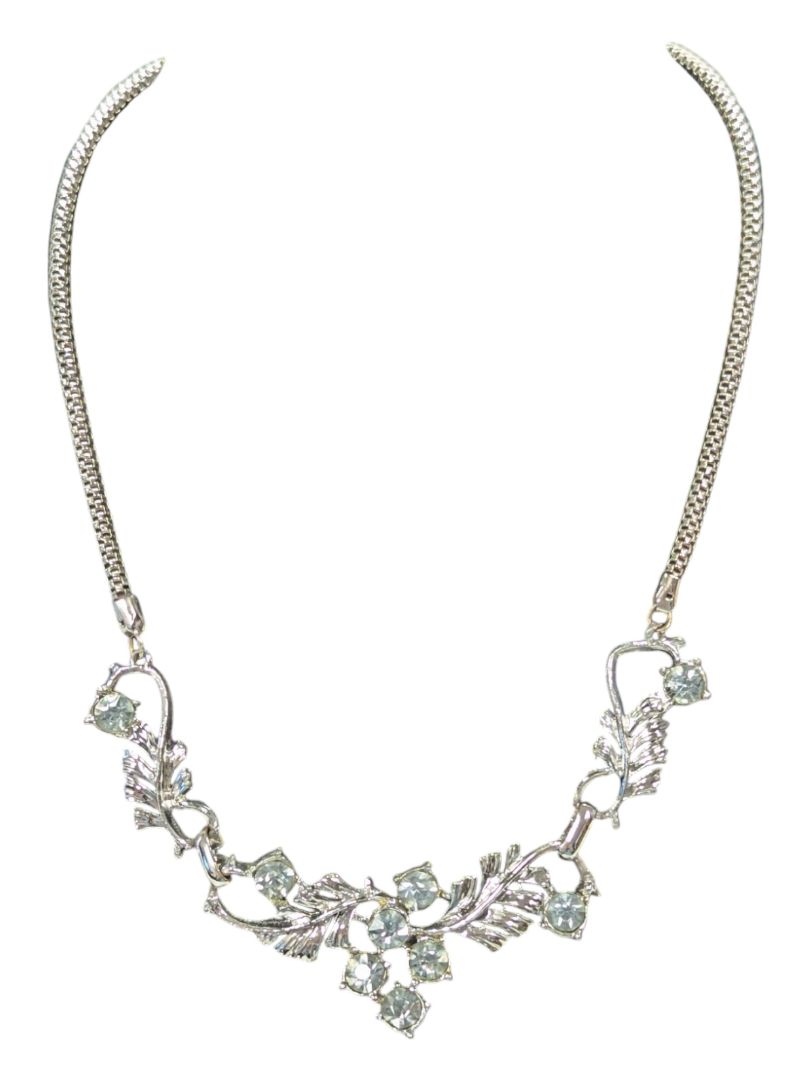 Vintage Necklace Silver Tone w/ Leaves & Gemstones