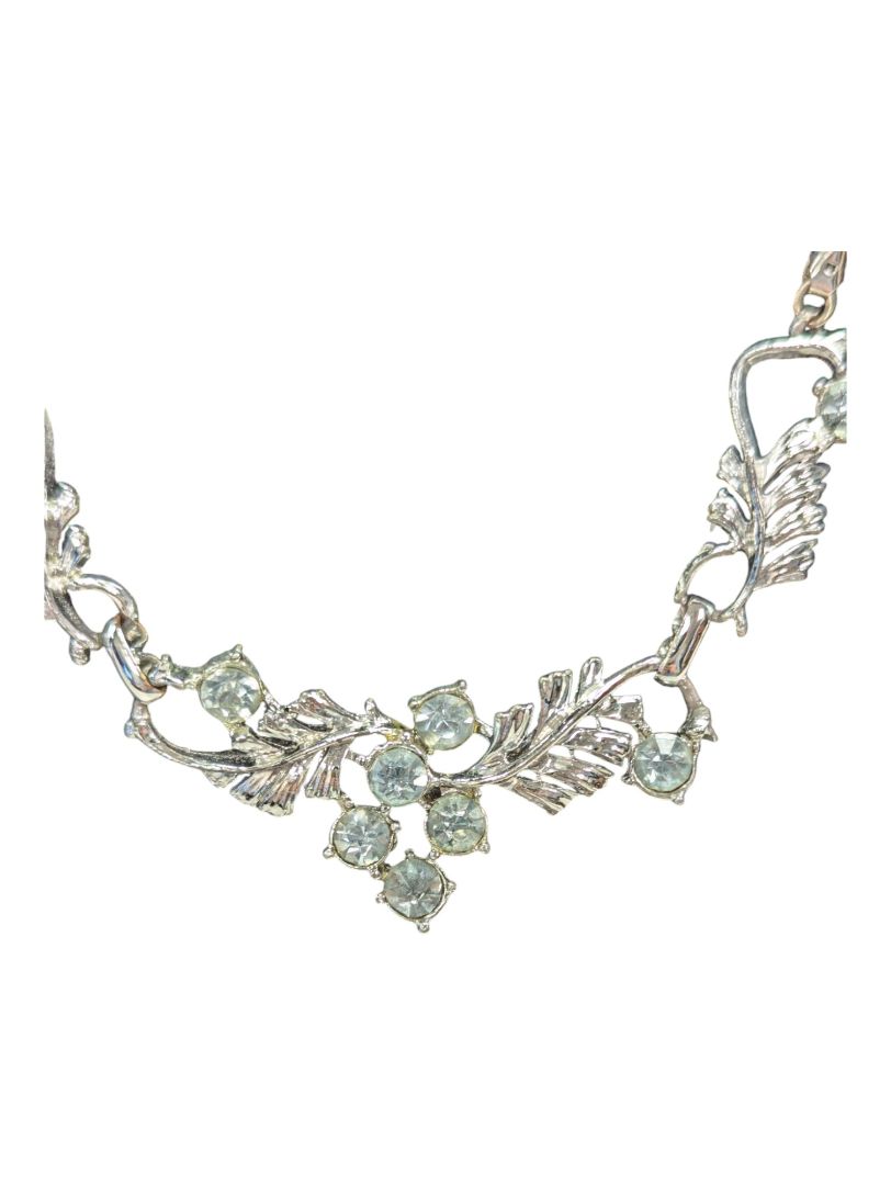 Vintage Necklace Silver Tone w/ Leaves & Gemstones