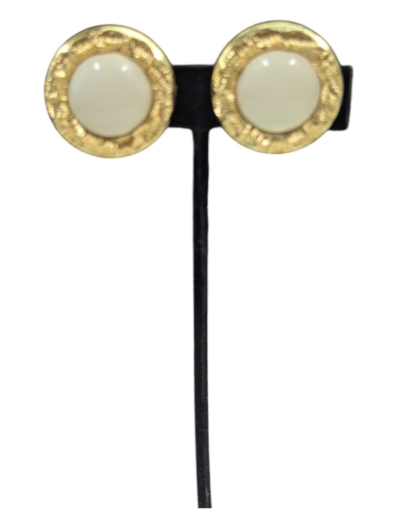 White & Gold Necklace & Ear Clips