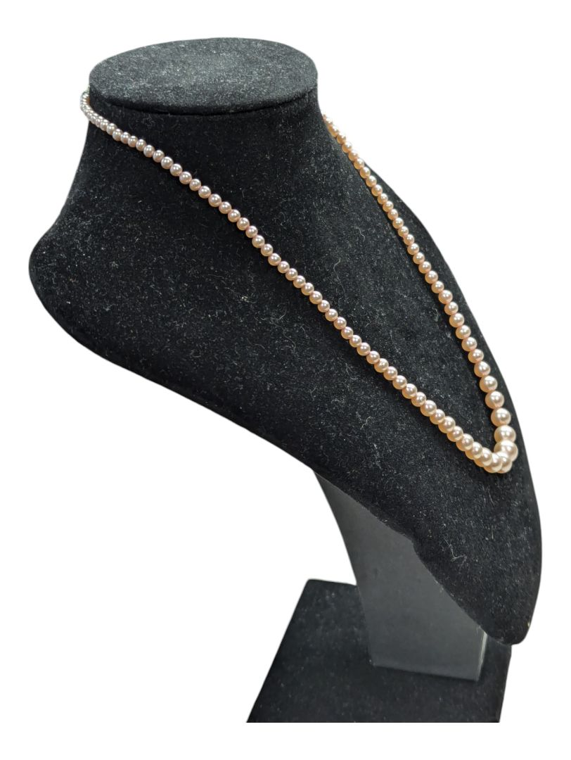Vintage Pearl Necklace 44 CM