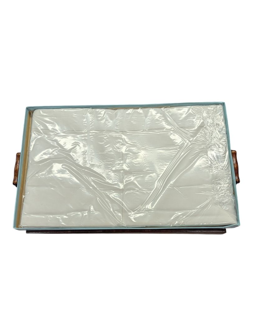 Vintage Heritage Sheet & Pillow Cases in Box
