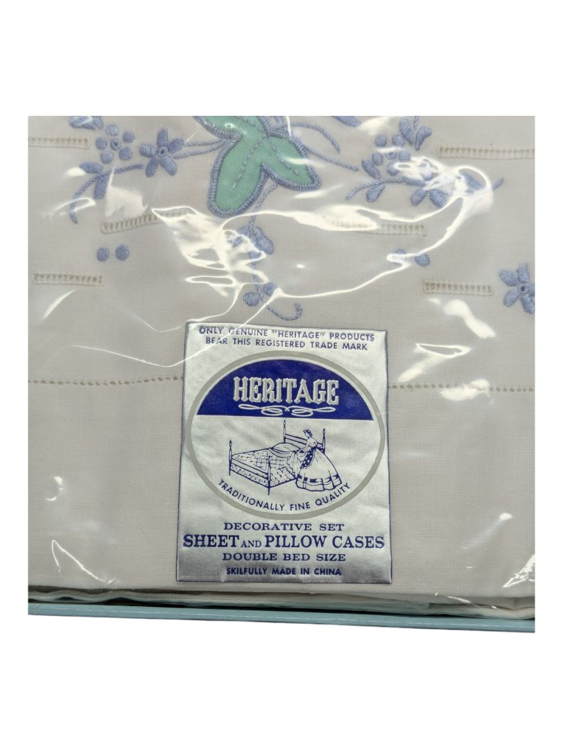 Vintage Heritage Sheet & Pillow Cases in Box