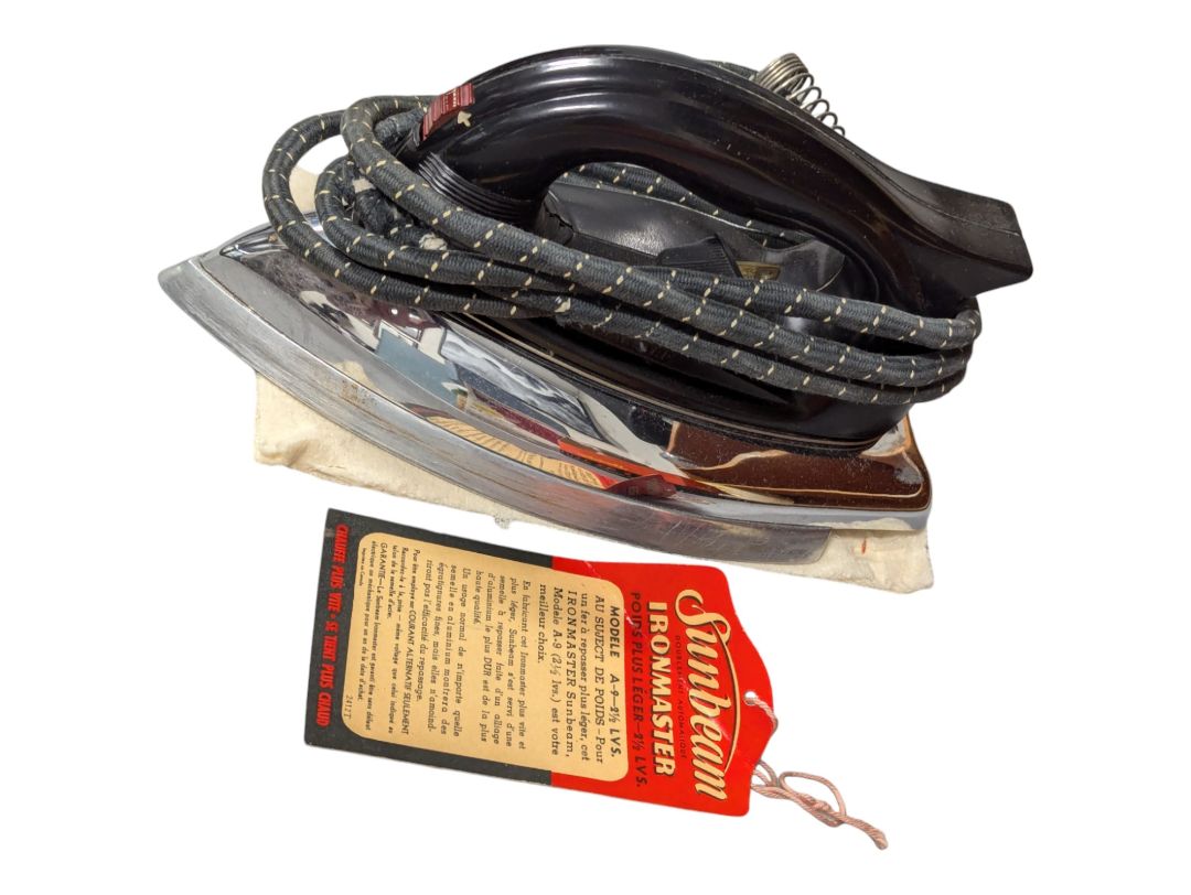 Vintage 1960’s Sunbeam Ironmaster Electric Iron