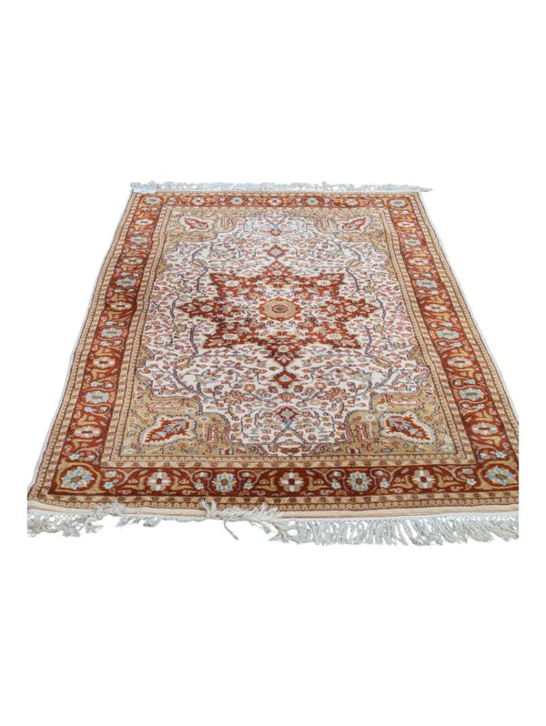 Tabriz 47" W and 84" D Rug