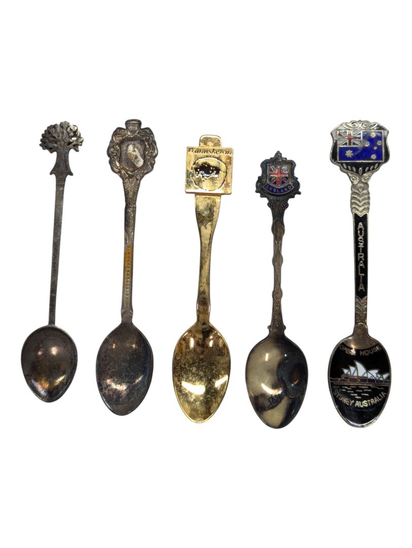 Vintage Lot of 10 Collector Spoons -5