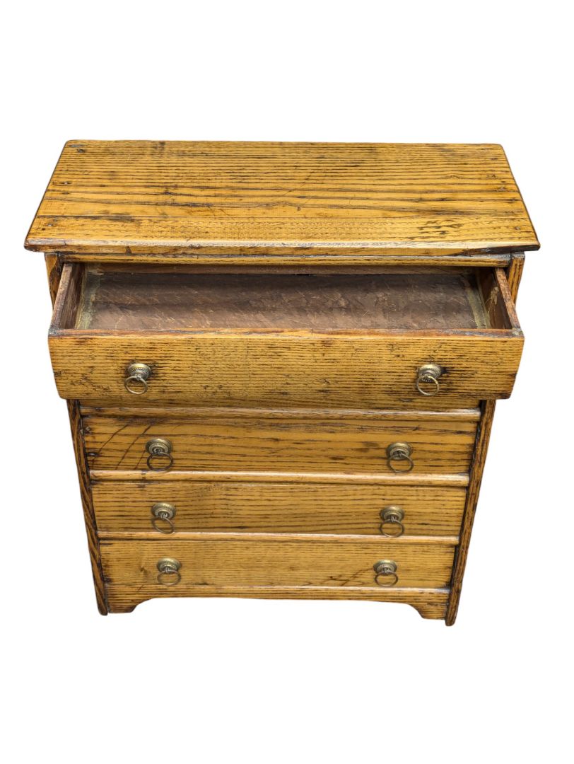Vintage Small Jewelry Chest