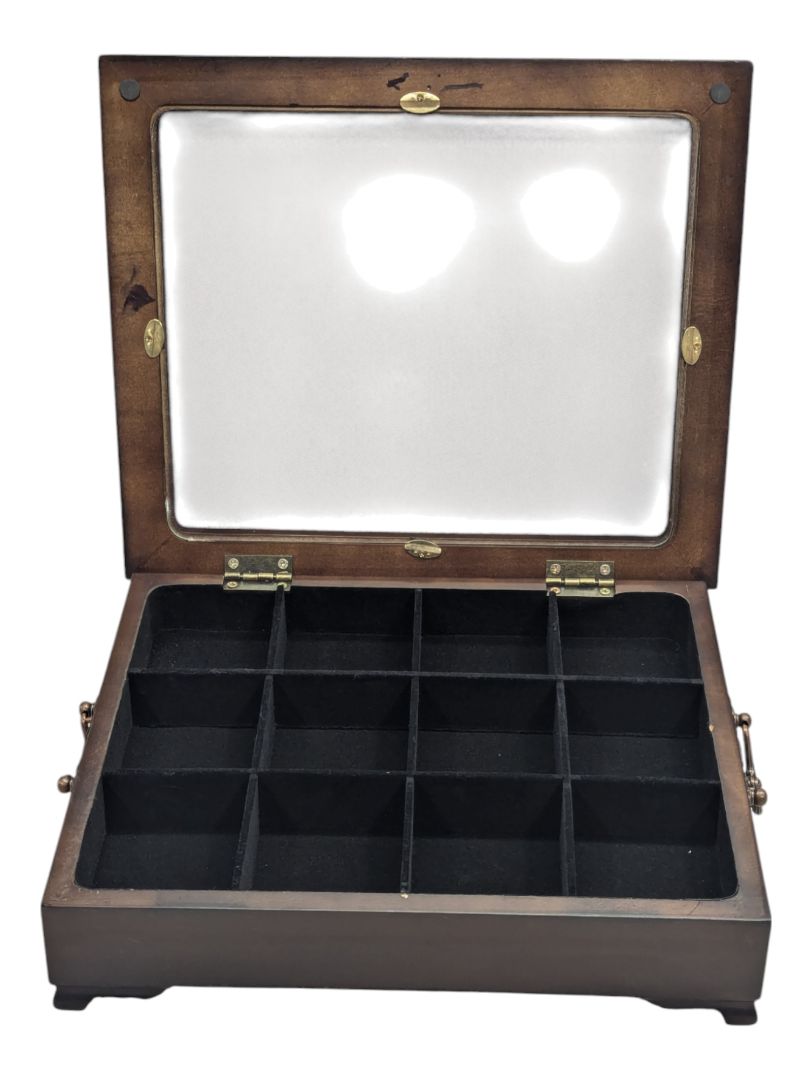 Like New Wooden Jewelry Box