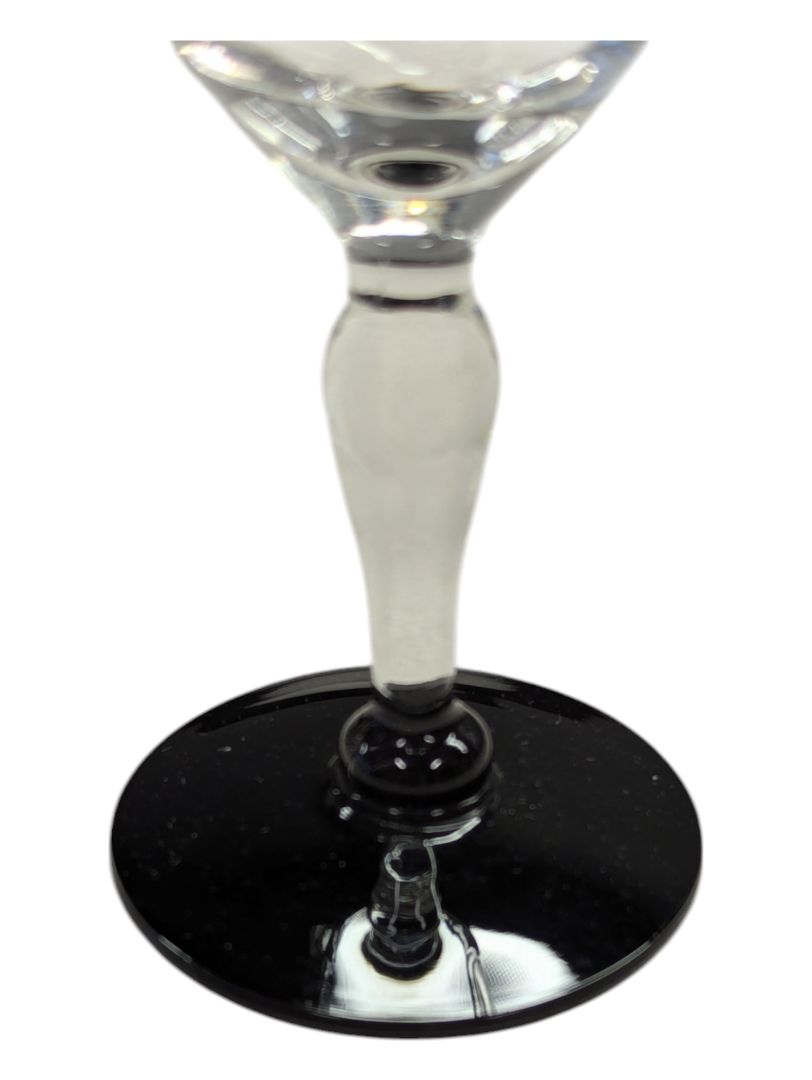 Glass goblet with tinted foot